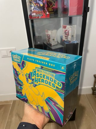 Elite Trainer Box Ascended Heroes inglés sellado