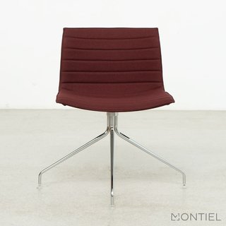 Silla Confidente de Diseño Cafita 53 de Arper