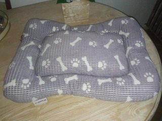 Cama para perro/gato gris y blanco