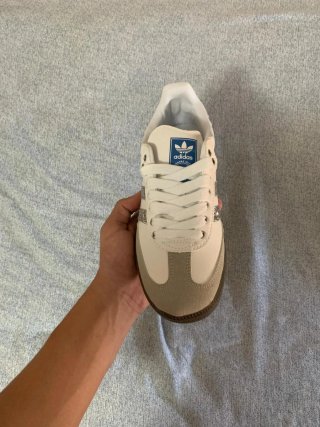 Adidas Samba