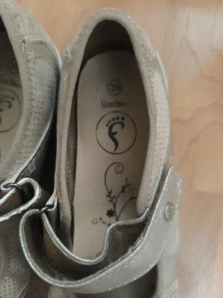 Zapatos Goefrey Beige/Plata Talla 39