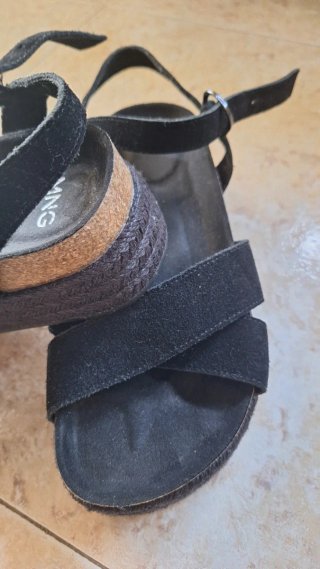 Sandalias negras Mango Talla 36