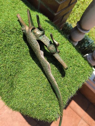 Cocodrilo Cascanueces de Bronce Vintage