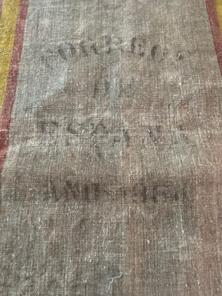 Saca de correos España con rayas