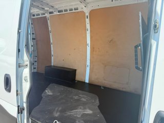Iveco Daily 2.3 TD 35S 16 A8 V 3520L/H2 12 M3