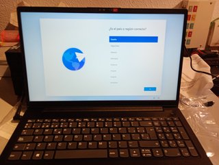 Portátil Lenovo i5 16GB RAM 512GB SSD 15.6 FHD