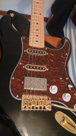 Guitarra Eléctrica Negra