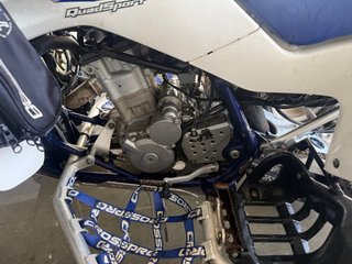 Suzuki LTZ Quad Azul y Blanco