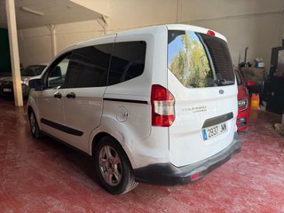 Ford Tourneo Courier 2016