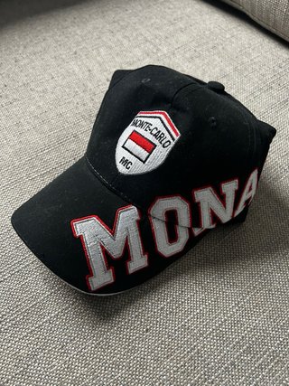 Gorra Monaco Negra y Roja