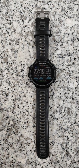 Relógio Garmin Forerunner 735XT GPS