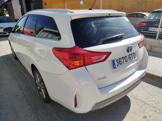 Toyota Auris 2013 1.8 140cv hybrid