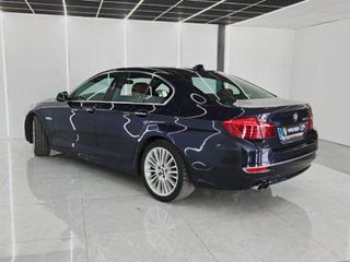 BMW Serie 5 520d Restyling Acabado Luxury !