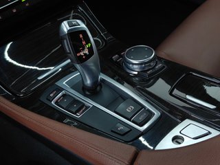 BMW Serie 5 520d Restyling Acabado Luxury !