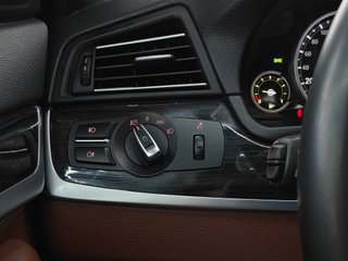 BMW Serie 5 520d Restyling Acabado Luxury !
