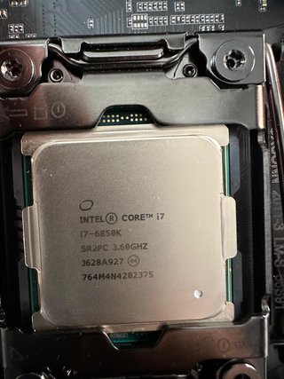 Placa Base Gigabyte GA-X99P-SLI + Intel i7-6850K
