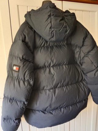 Plumífero Tommy Jeans. Azul marino. Talla 4XL