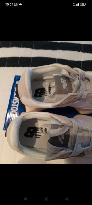 Zapatillas New Balance 327 Beige/Blanco