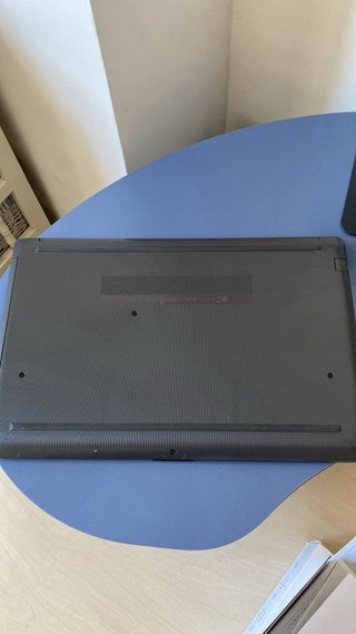 Portátil HP 250 G7