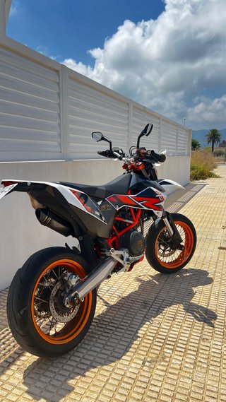 KTM 690 SMC R 2016 A2 Limitada