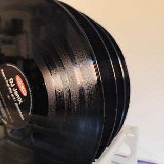Servicio de limpieza y restauración de vinilos