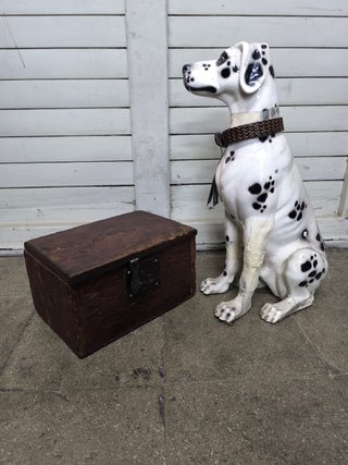 Caja de madera antigua.