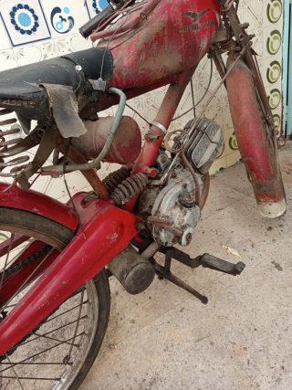 Guzzi 65 a restaurar