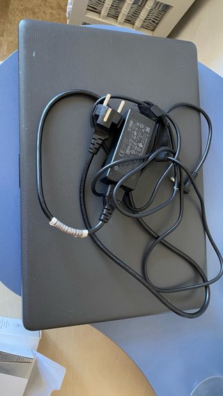 Portátil HP 250 G7