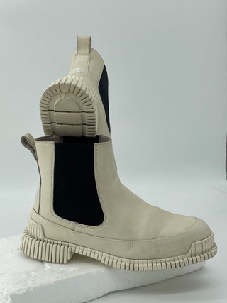 Botines Camper Beige y Negro