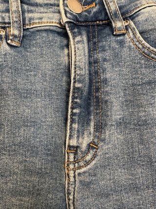 Pantalón vaquero campana azul