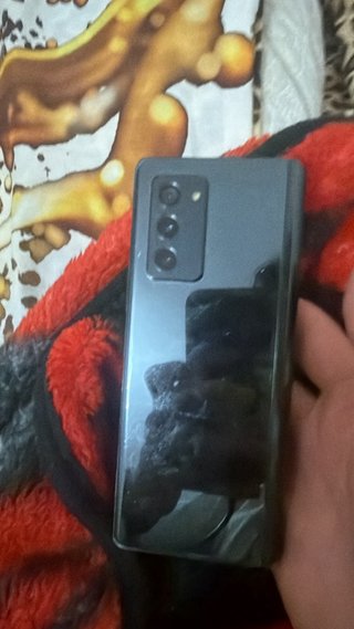 Samsung z fold 2