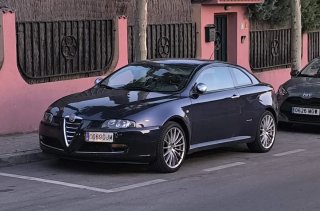 Alfa Romeo GT 2005