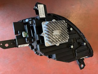 Faro delantero Maserati Grecale