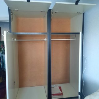 Cama infantil con cajones y armario