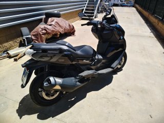 BMW C400GT triple black