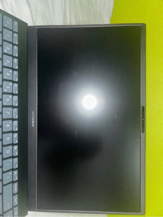 Portátil Asus Zenbook