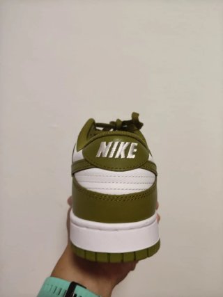 T44,5 Nike Dunk Low Retro  Verde/Blanco