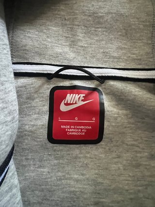 Chaqueta Nike Tech Fleece Talla L Gris