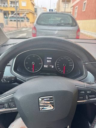 Se vende seat arona precio negociable