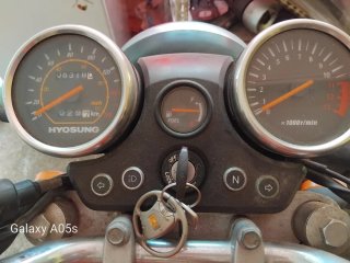 Hyosung gt comet 125 naked