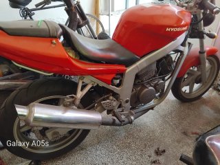 Hyosung gt comet 125 naked