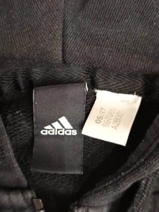 Chaqueta Adidas negra con logo lateral