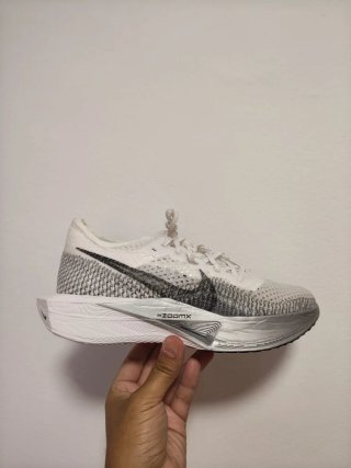 T42 Nike Vaporfly Next% 3 Blancas