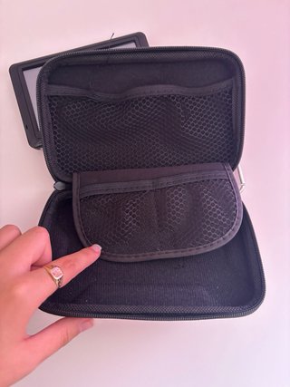 GPS Garmin nüvi con soporte, cargador y funda