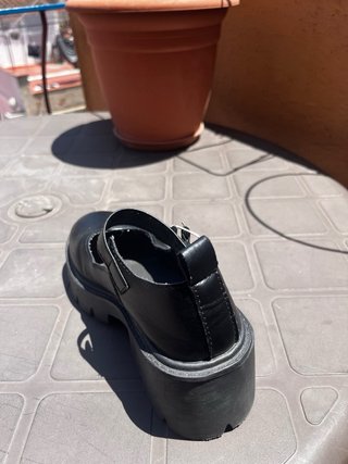 Zapatos negros charol plataforma, talla 35
