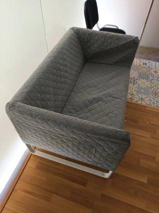 Sofá de tela gris Ikea