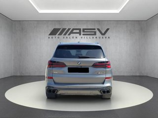 BMW X5 M60i xDrive 2024 530CV