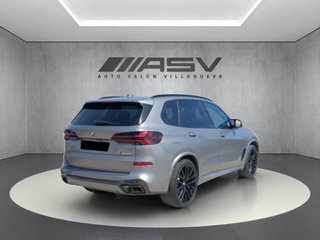BMW X5 M60i xDrive 2024 530CV