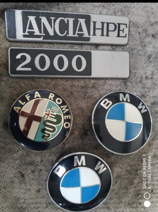 Insignias coches clásicos 70s 80s 90s
