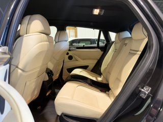 BMW X6 xDrive50i V8 Biturbo 407 CV · Nacional · 120.000 km